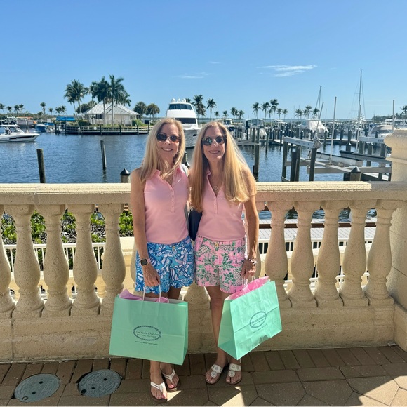 Meet your Posher, Peg - Picture 1 of 4